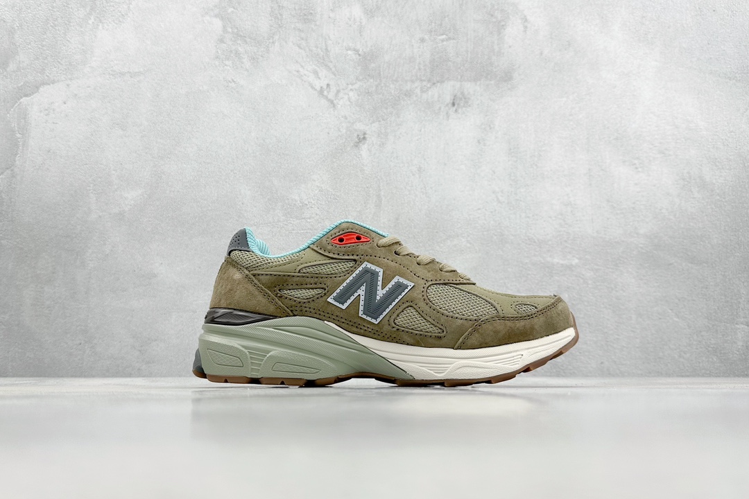 220  R版 New Balance 新百伦  复古休闲跑步鞋 M990BD