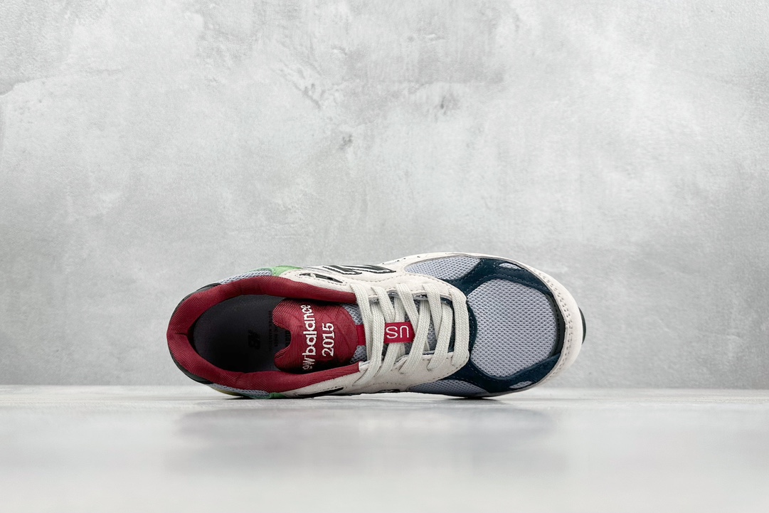 220  R版 New Balance 新百伦  复古休闲跑步鞋 M990GA3