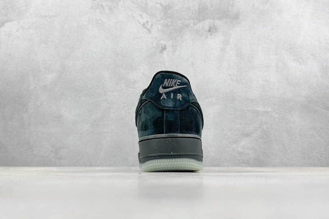 260 Nike Air Force 1 Low 07 路飞 黑灰 XT7138-101