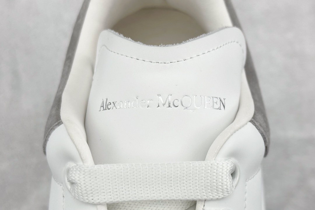 360 莞厂纯原 Alexander McQueen 麦昆小白鞋