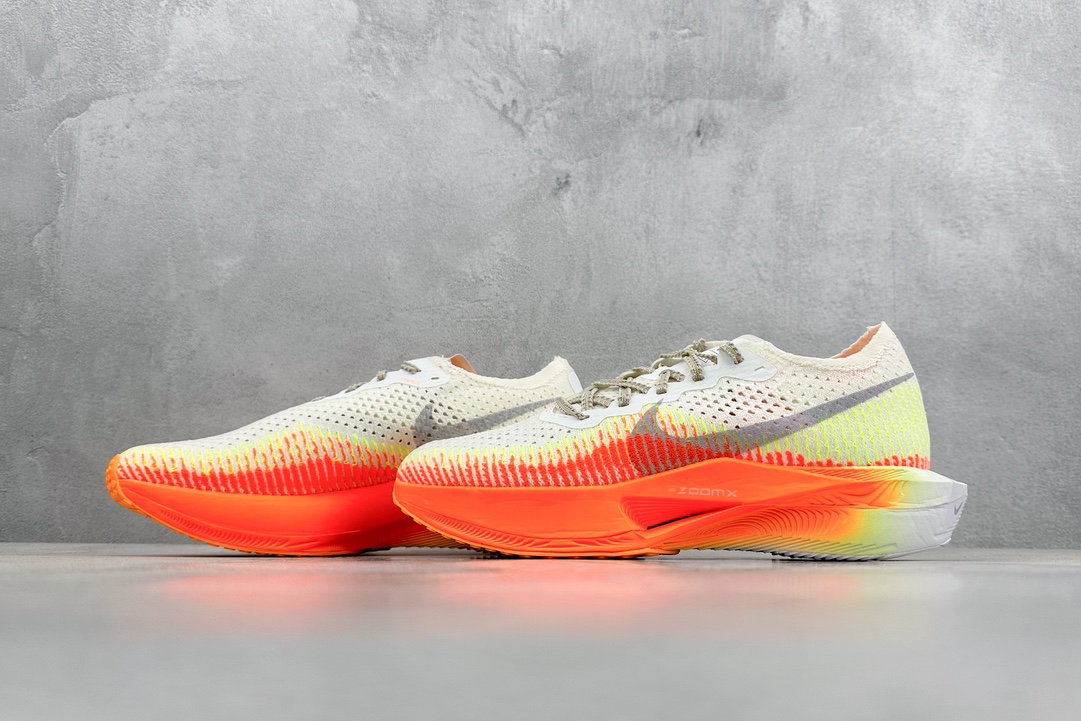 240 Nike ZoomX Vaporfly NEXT%3 减震马拉松跑步鞋  DV4129-101