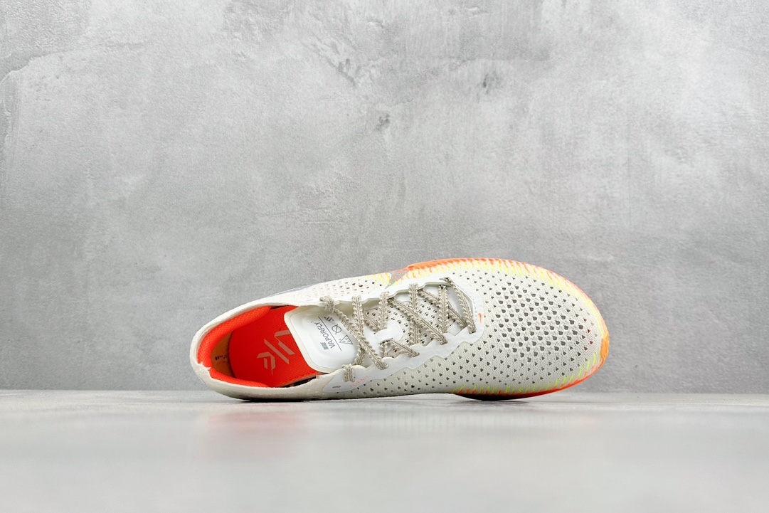 240 Nike ZoomX Vaporfly NEXT%3 减震马拉松跑步鞋  DV4129-101