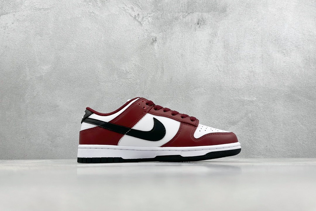 260 A版 Nike SB Zoom Dunk Low 酒红黑勾 板鞋  FJ4616-600