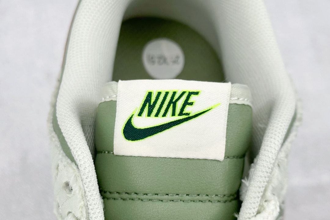 Nike Dunk Low Grass Green FQ0269-001