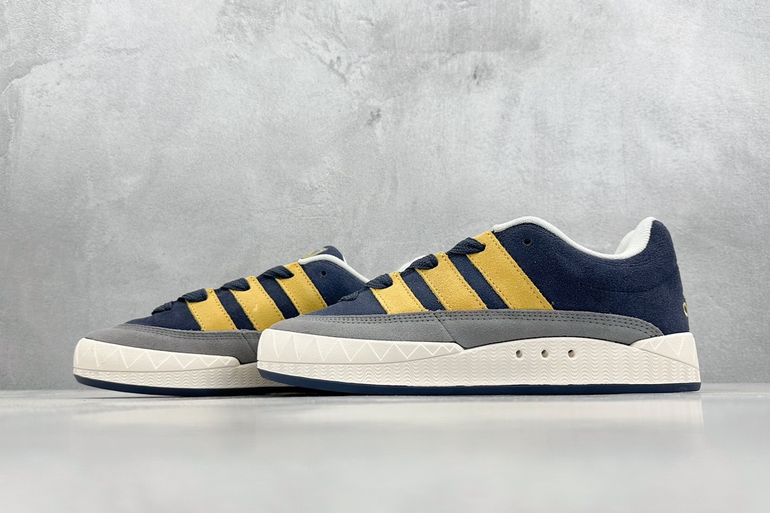 170  XL版 Adidas Adimatic Low 马蒂奇系列低帮 复古鲨鱼面包鞋运动休闲滑板板鞋   ID0999