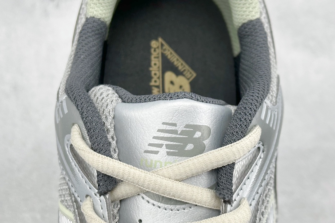 190  DT New Balance NB530复古休闲慢跑鞋  MR530KMW