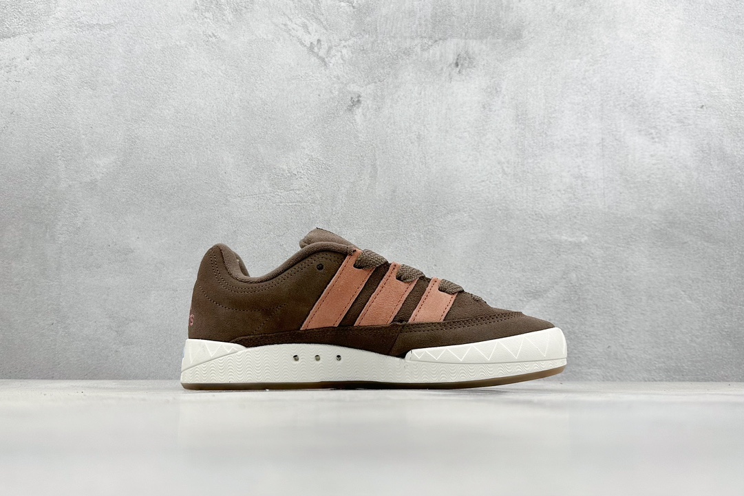 170  XL版 Adidas Adimatic Low 马蒂奇系列低帮 复古鲨鱼面包鞋运动休闲滑板板鞋   IE0532