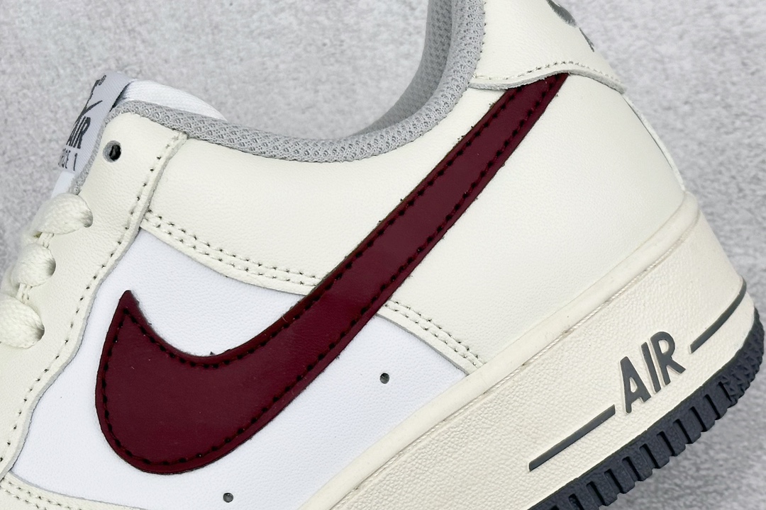 200 Nike Air Force 1 Low 07 米粉酒红勾 HH2322-022