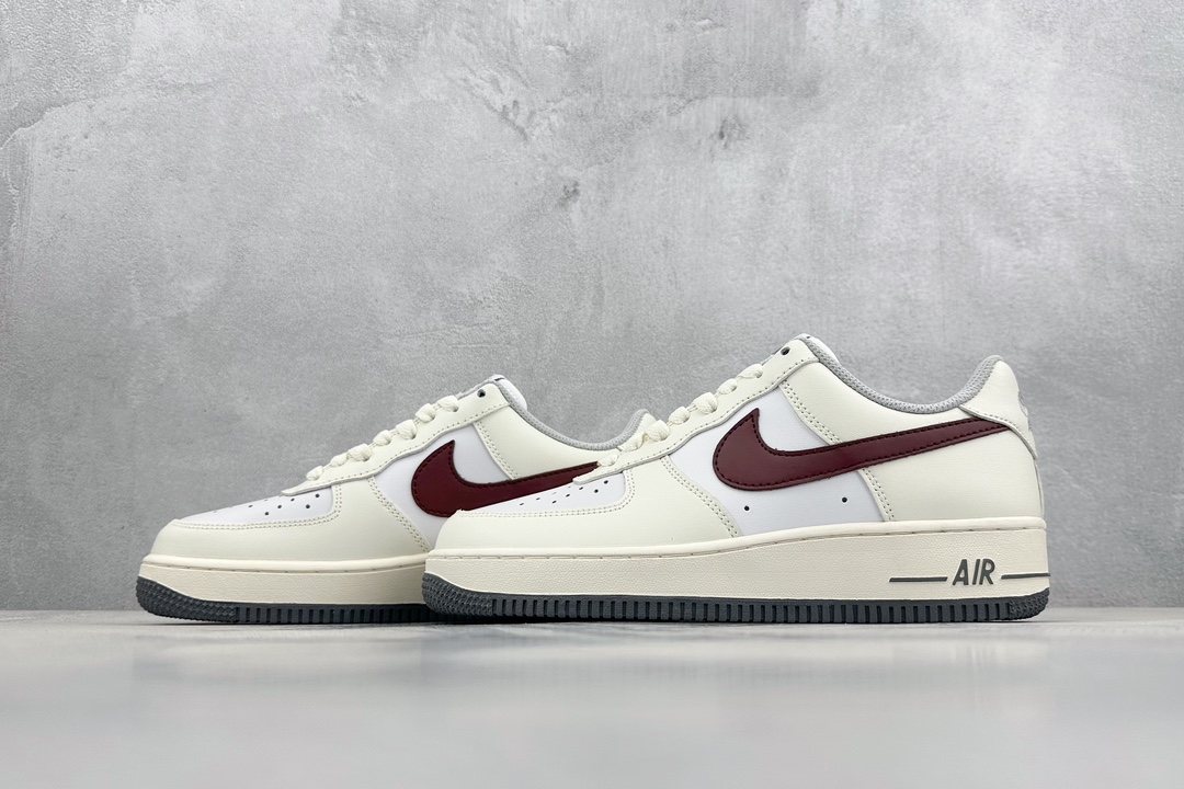 200 Nike Air Force 1 Low 07 米粉酒红勾 HH2322-022