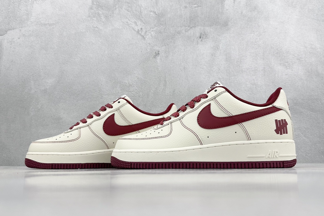 240 Nike Air Force 1 Low 07 x Stussy 斯图西白酒红满天星 UN2395-523