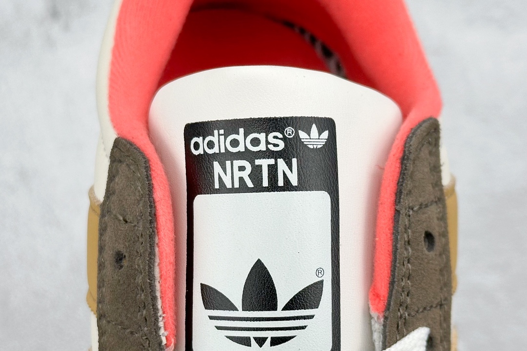 160  Adidas NRTN 三叶草休闲板鞋 神经秩系列低帮复古面包鞋  IF8805