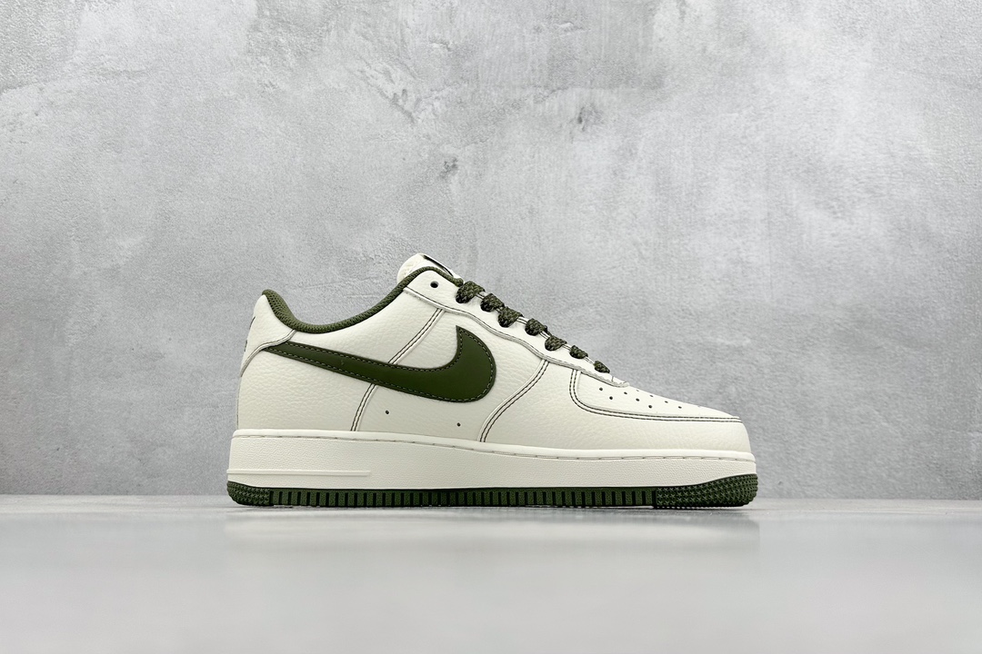 240 Nike Air Force 1 Low 07 x Stussy 斯图西白绿满天星 UN2395-521