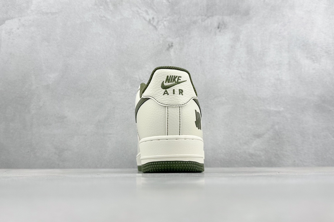 240 Nike Air Force 1 Low 07 x Stussy 斯图西白绿满天星 UN2395-521