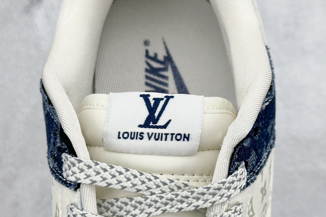 300 Nike SB Dunk Low x Louis Vuitton 白牛仔蓝 FC1688-162