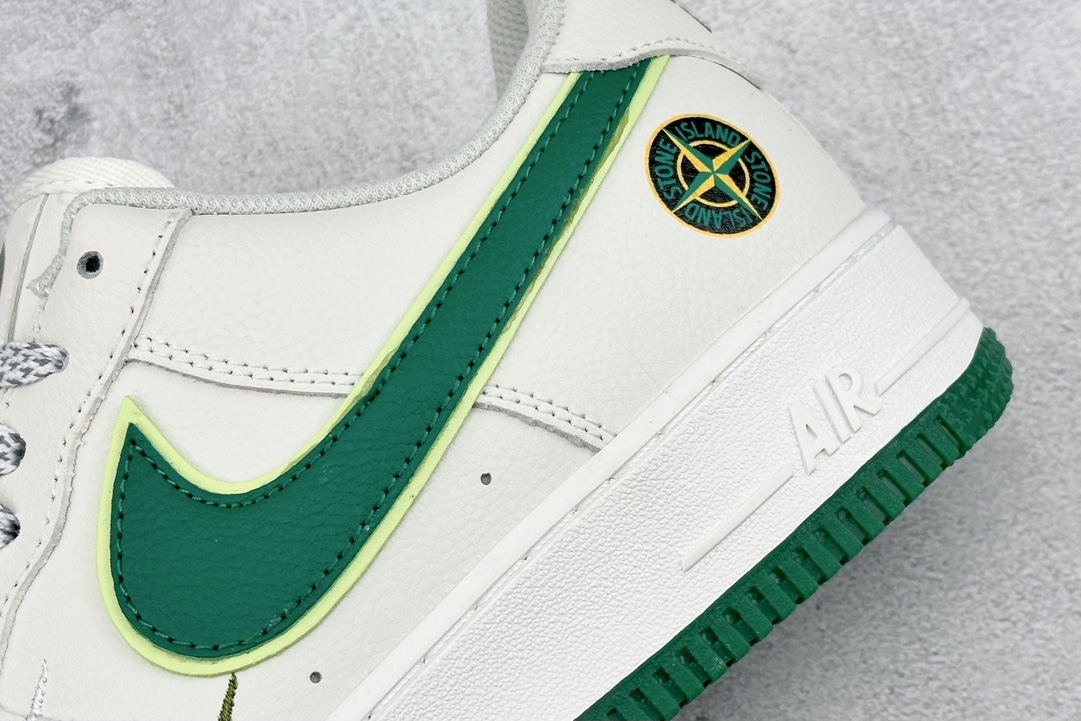 260 Nike Air Force 1 Low 07 x Stone Island 石头岛白绿 SL-240111