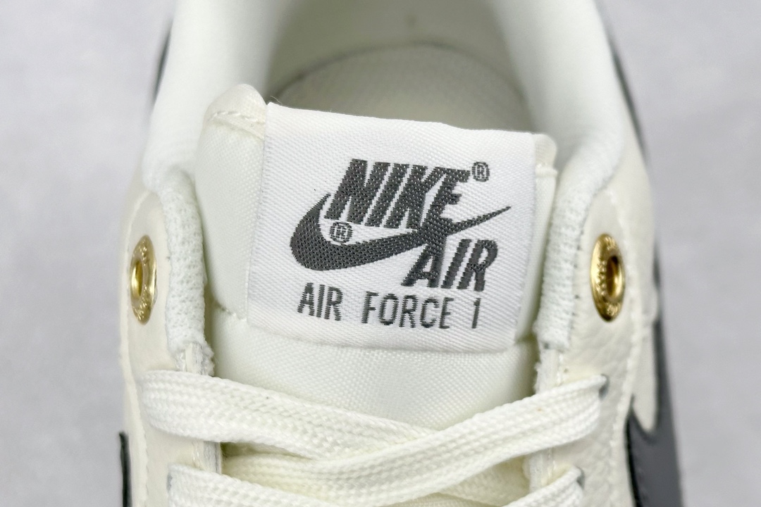 240 Nike Air Force 1 Low 07 字母米白黑 NK0621-100