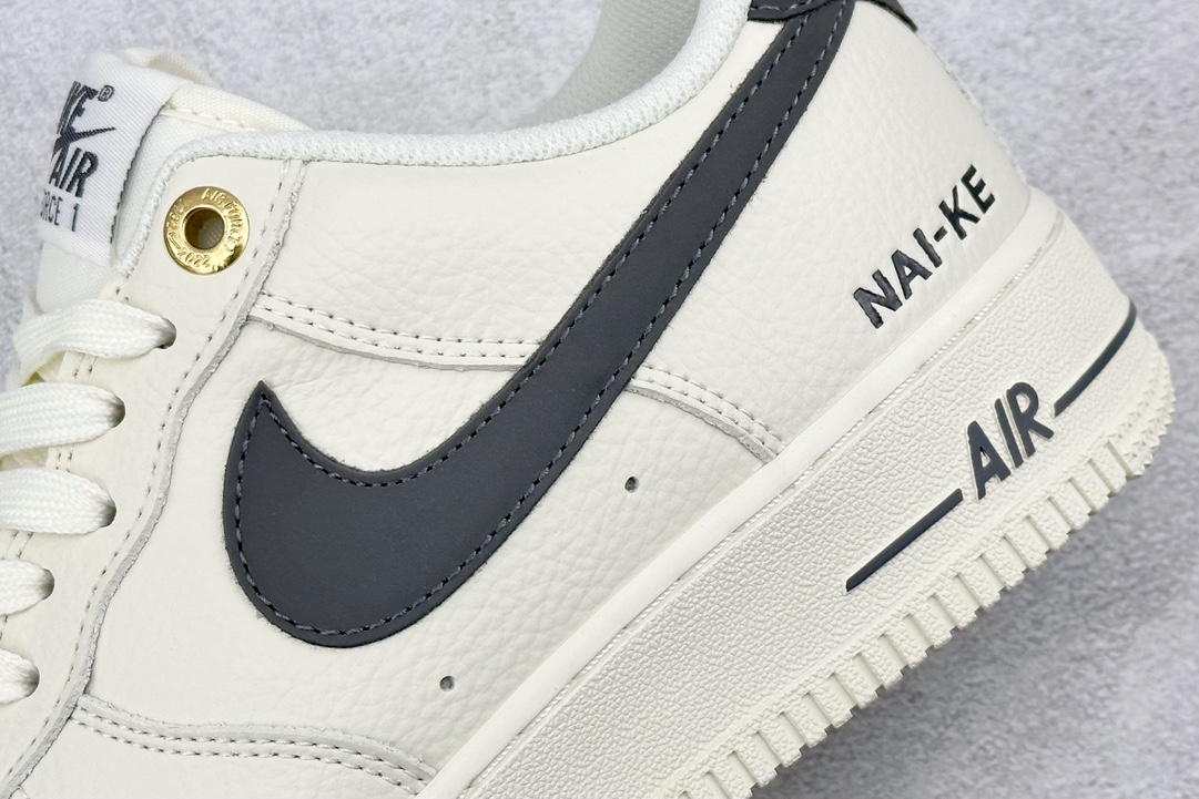 240 Nike Air Force 1 Low 07 字母米白黑 NK0621-100