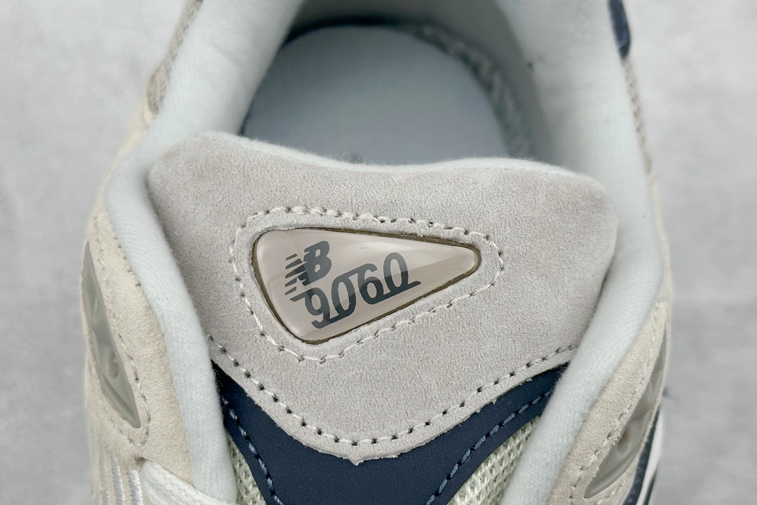 240  新百伦New Balance NB9060 龙年限定灰色 U9060EEB