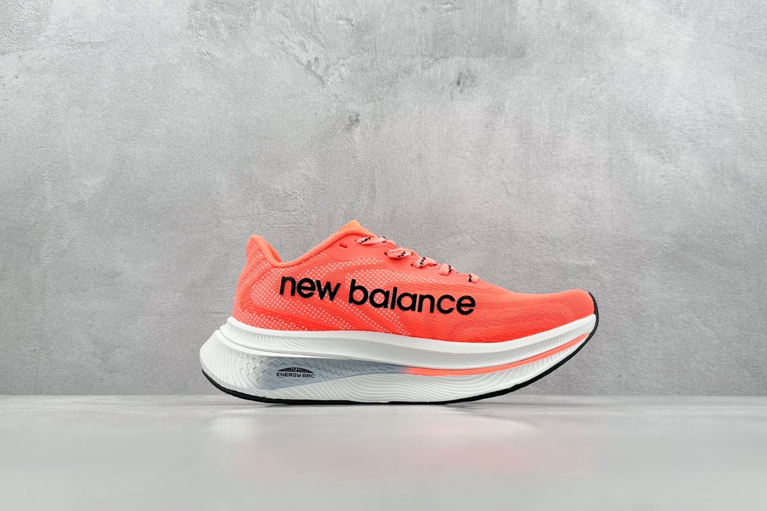 200  New Balance FuelCell 新百伦NB系列超轻量化低帮休闲运动慢跑鞋 WRCXCK3