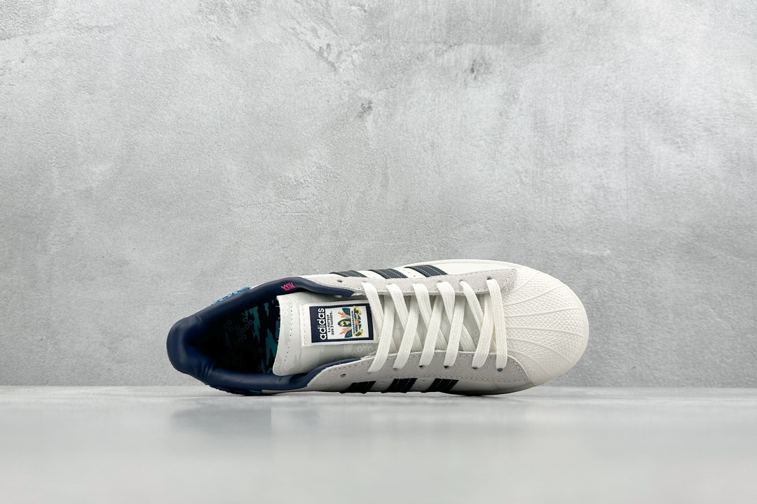 140  Adidas Originals SUPERSTAR W  ID1139