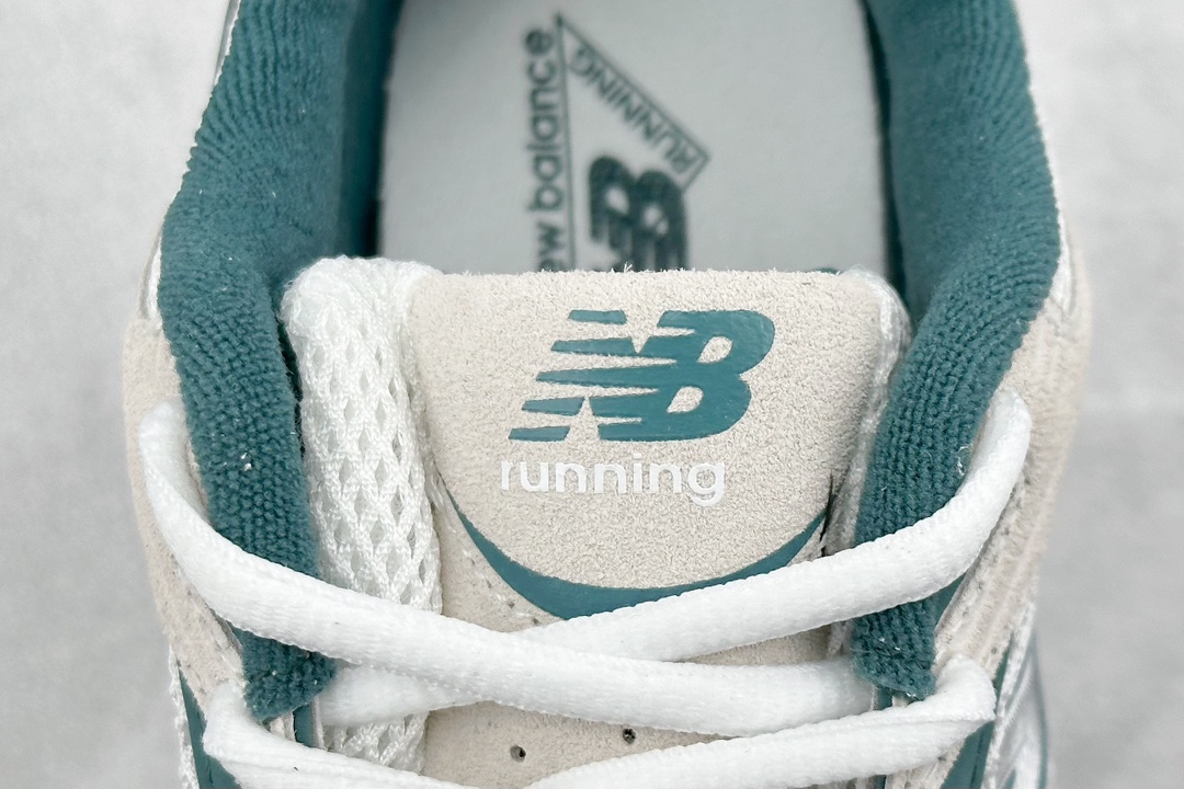 210  DT版 New Balance NB530系列 皮质做旧 复古休闲慢跑鞋 MR530QA