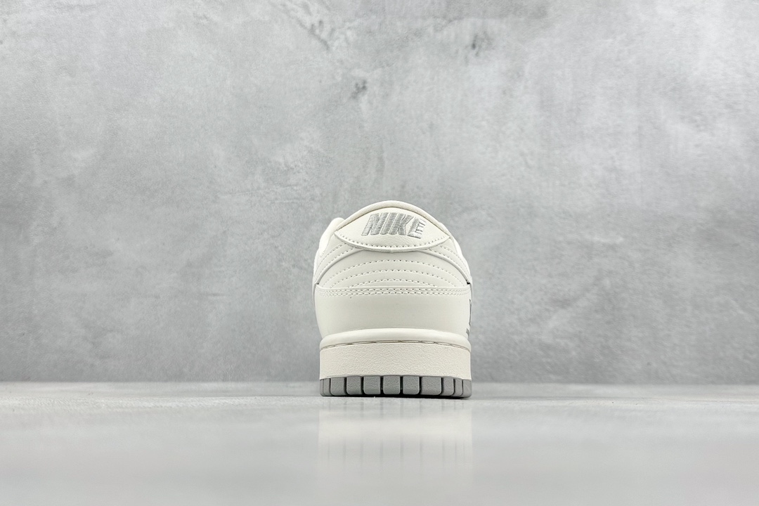 280 Nike SB Dunk Low x Louis Vuitton 双勾米灰 FC2025-306