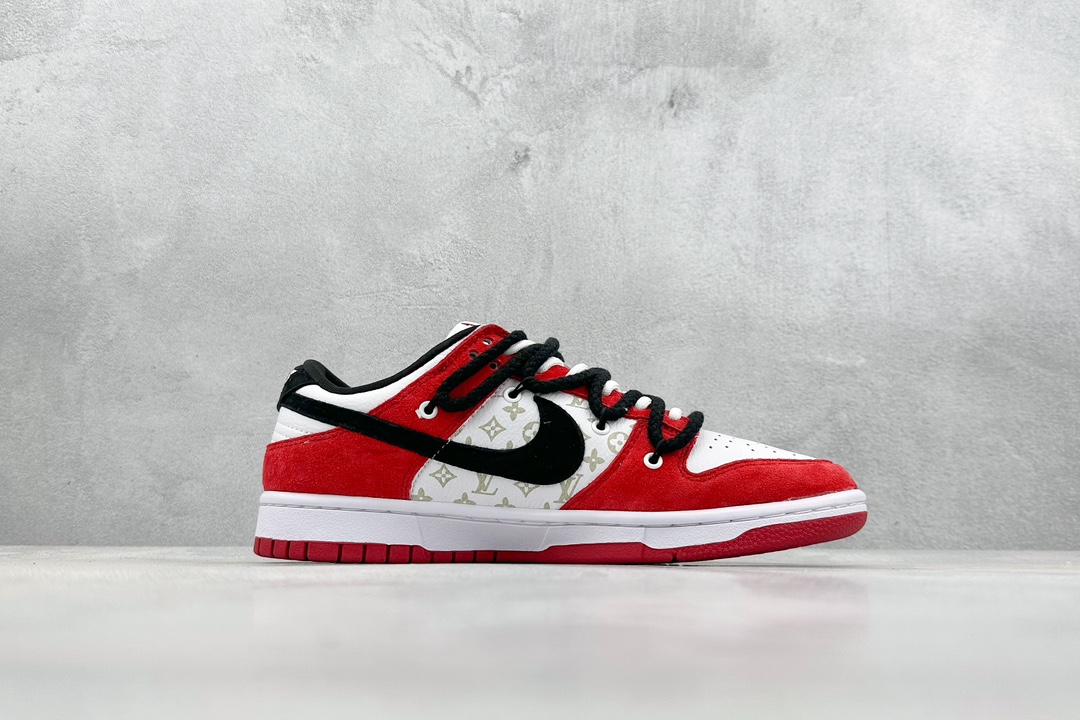 300 Nk SB Dunk Low 龙年限定-黑勾红运当头板鞋 SJ2068-231