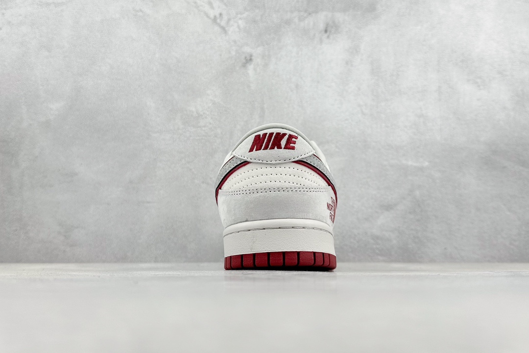 300 Nike SB Dunk Low 北面联名 DQ1098-336