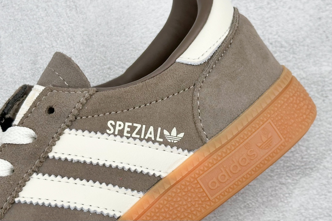 160 YH Adidas Handball Spezial 三叶草板鞋  IF6490