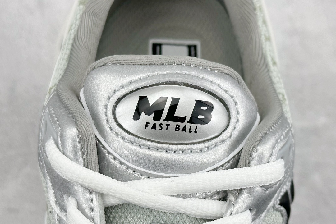 190 MLB FAST BALL CLASSIC MONOGRAM 24SS 纽约洋基队 网红休闲跑鞋 3ARNFSB4N