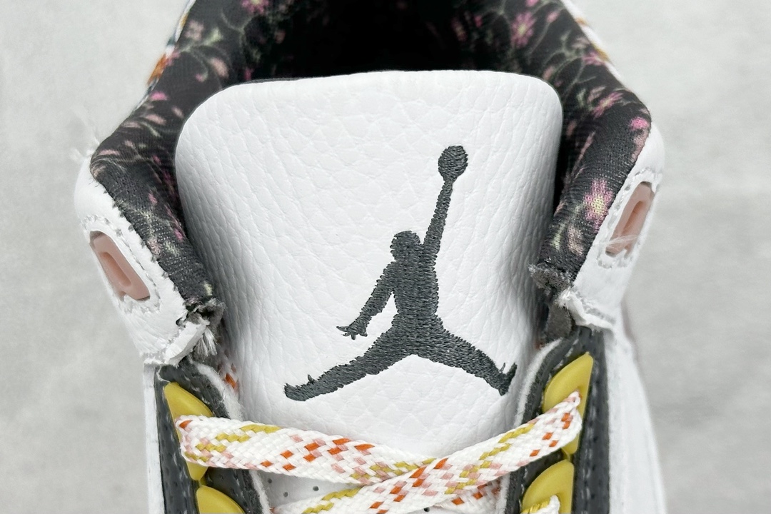 230 5A Air Jordan 3 “Vintage Floral” 复古花卉 白黑粉  441140-100