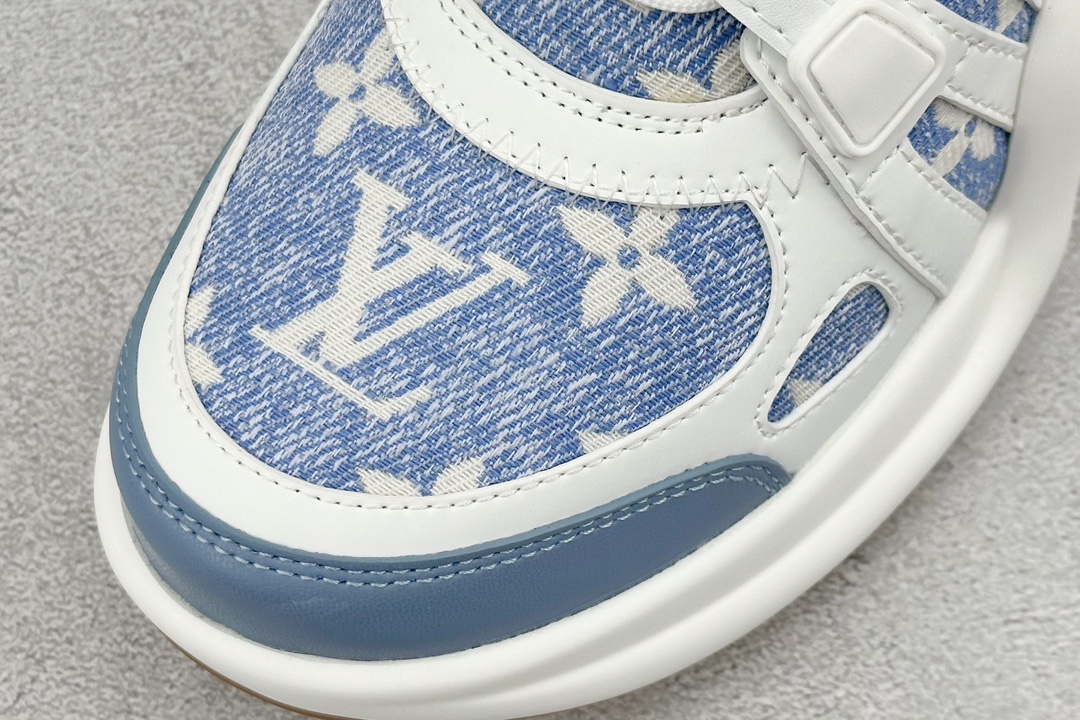 550  Louis Vuitton Archlight Sneakers LV Archlight 老爹鞋