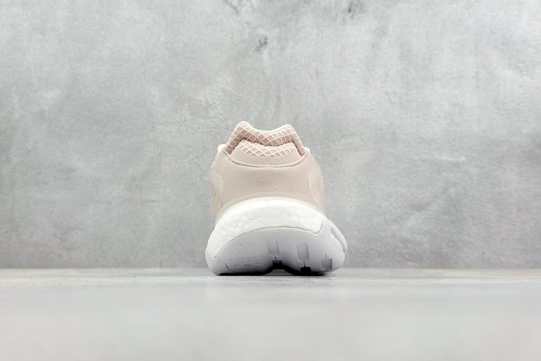 180 Adidas Day Jogger 夜行者二代 FW0239