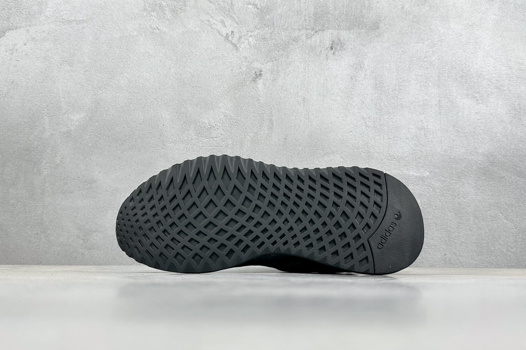 180 Adidas TUBULAR SHADOW 阿尔法爆米花网面透气休闲跑鞋 EG4952