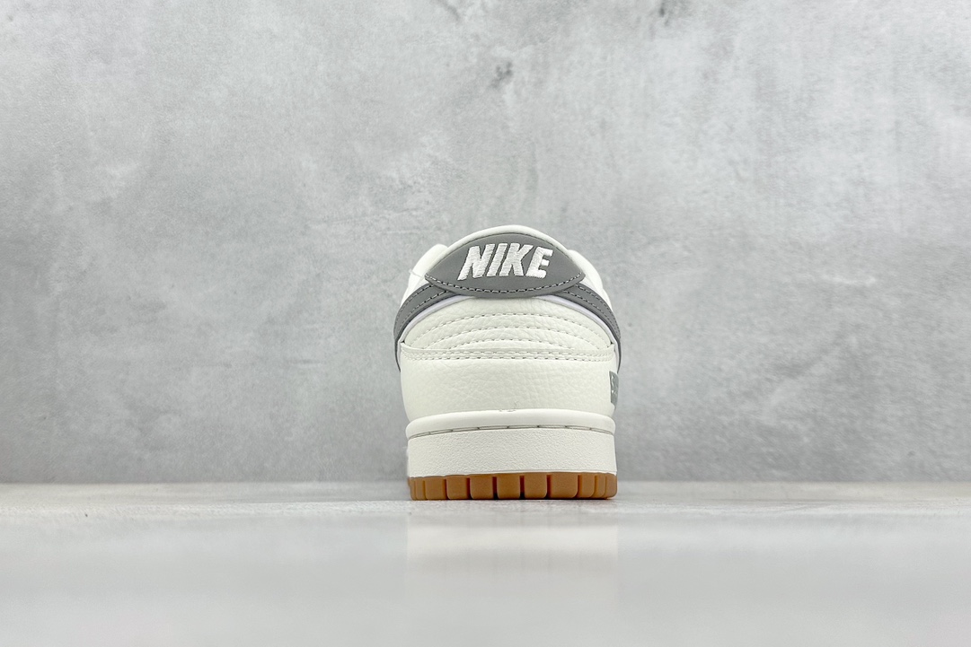 280 Nike SB Dunk Low x Supreme 白灰 XH0923-338