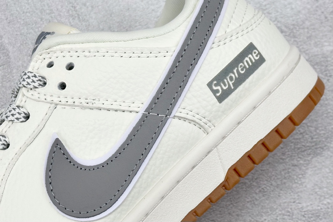 280 Nike SB Dunk Low x Supreme 白灰 XH0923-338