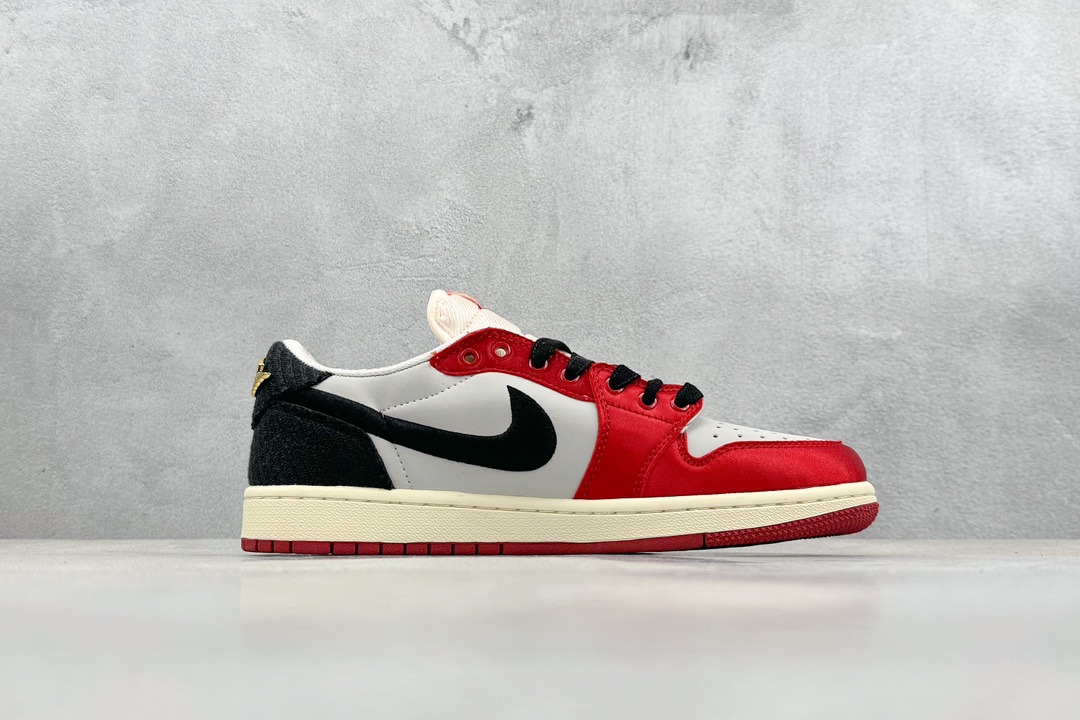 220 私 Trophy Room x Air Jordan AJ1 Low 低帮 乔丹之子联名白黑红 FN0432-100