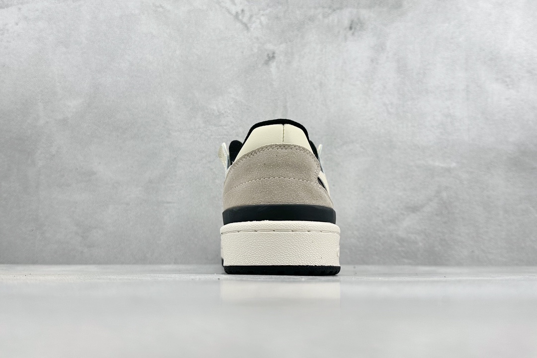 160 Adidas Forum EXHIBIT Low 低帮百搭潮流休闲运动板鞋 IG3901