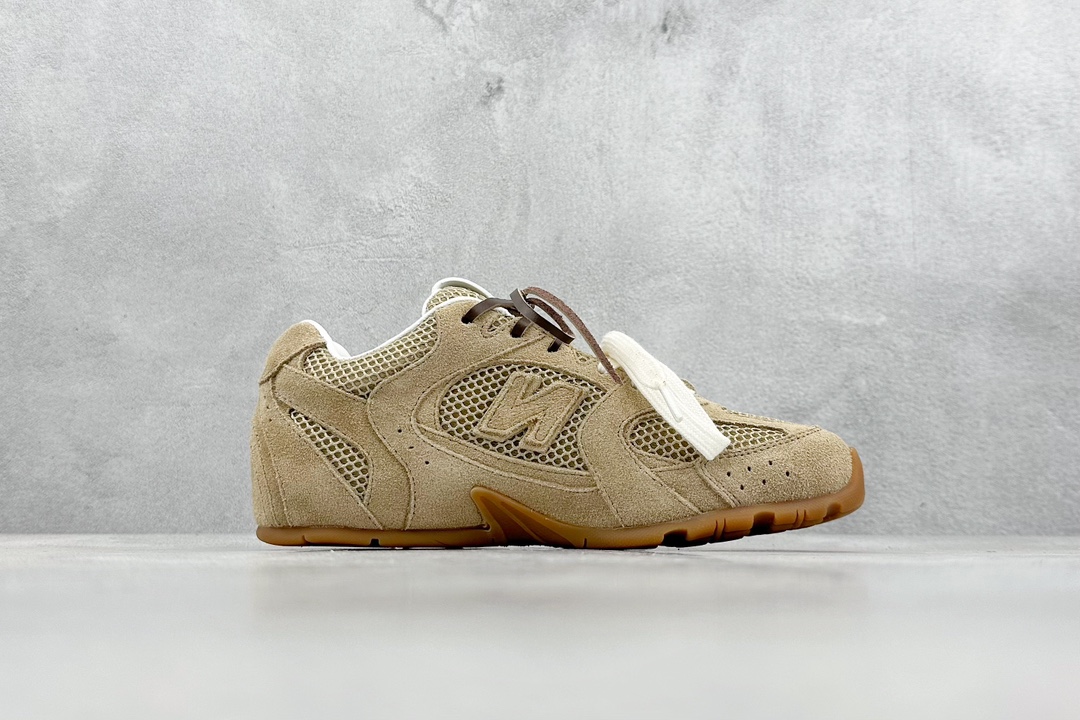 350 Miu Miu x New Balance联名款运动鞋 New Balance 530 学院风