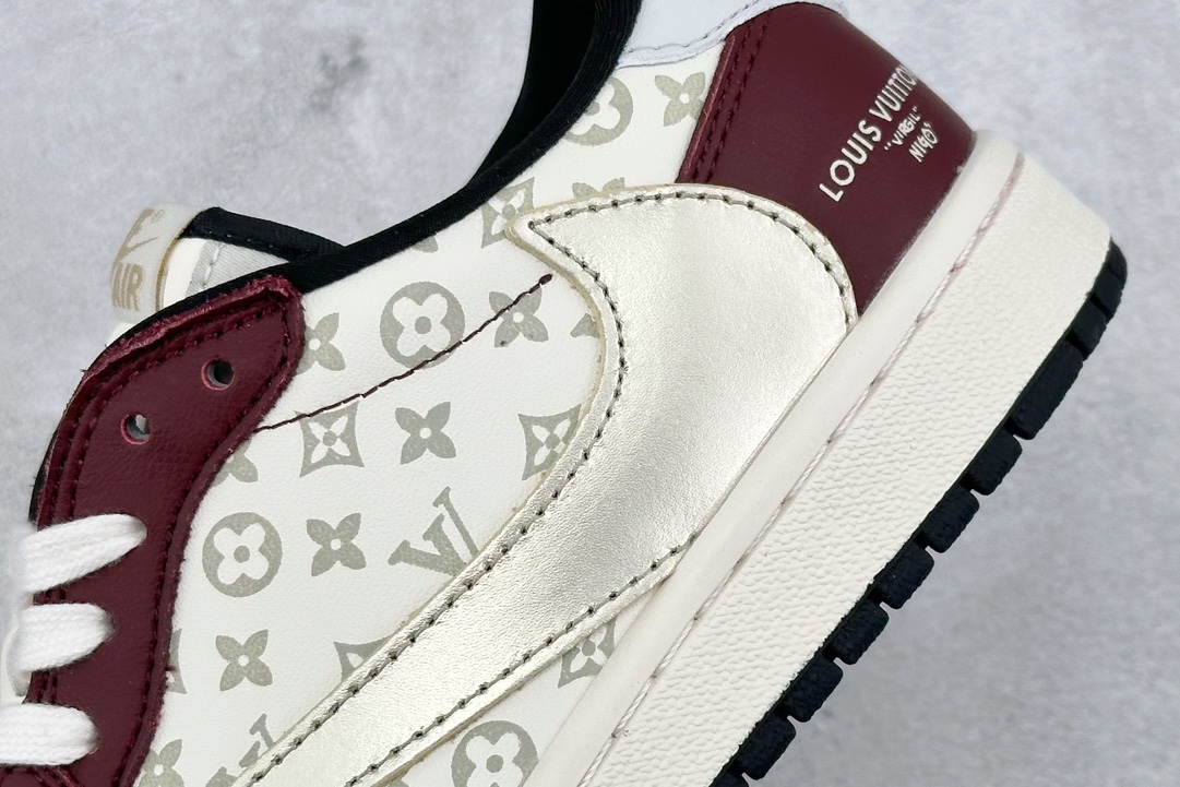 280 Travis Scott x Nike Air Jordan 1 Low x Louis Vuitton Air Jordan 1 Low 龙年限定倒钩 LX1988-400