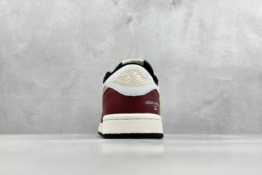 280 Travis Scott x Nike Air Jordan 1 Low x Louis Vuitton Air Jordan 1 Low 龙年限定倒钩 LX1988-400