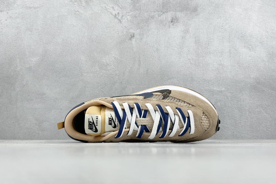 Sacai x NIKE VAPORWAFFLE sesame and blue void CV1363-102