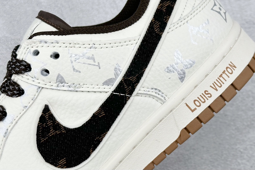 300 Nike SB Dunk Low x Louis Vuitton 印花米白黑 DQ1098-341