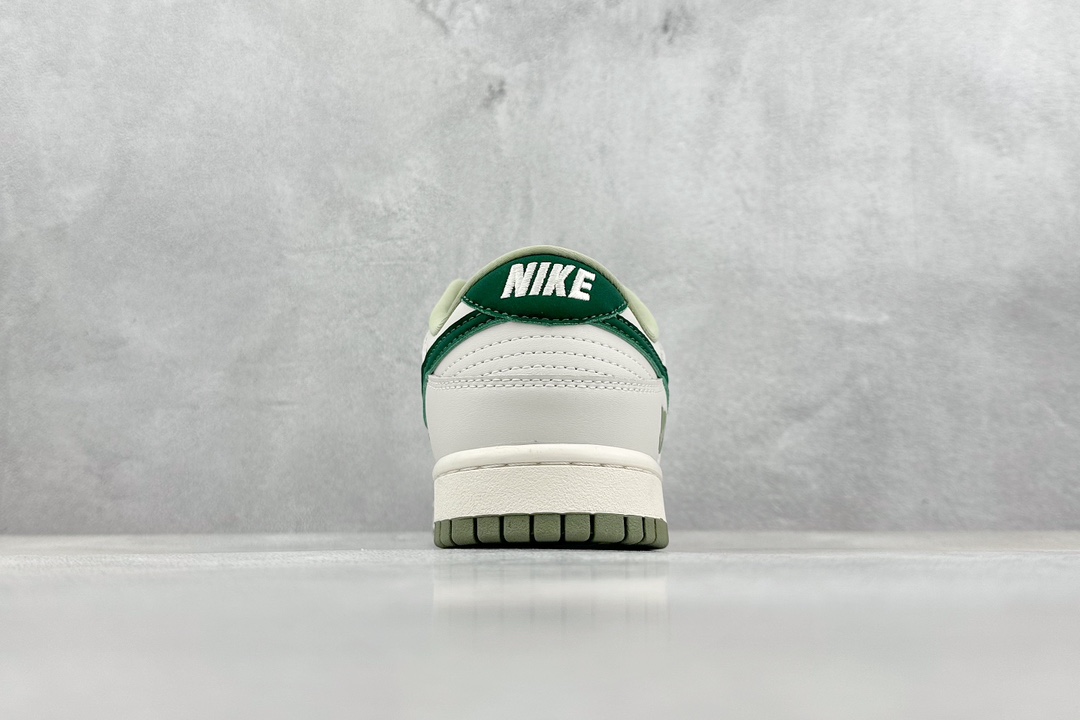 280 Nike SB Dunk Low x Undefeated 白绿小勾 DQ1098-359