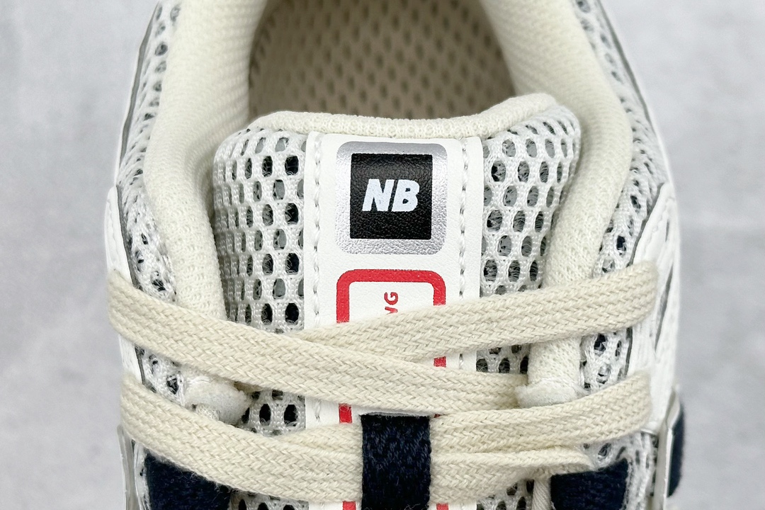 240 C版 New Balance NB 1906R 千禧风 白色 M1906RR