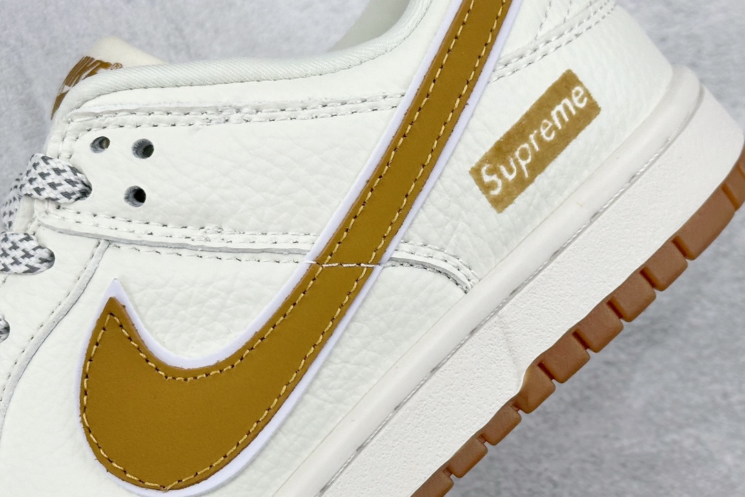 280 Supreme x Nk SB Dunk Low 联名款-米棕小勾 周年高端定制 低帮休闲板鞋 XH0923-339