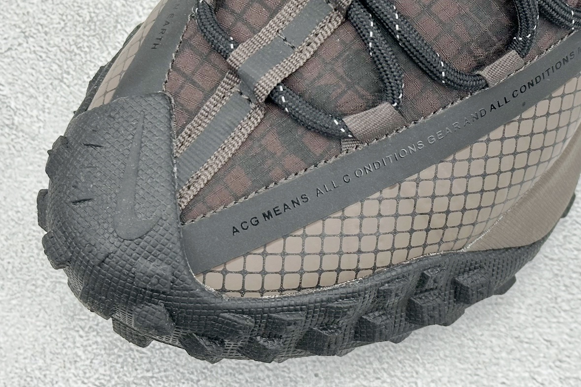 200 WG版 NK ACG Mountain Fly Low GTX SE 户外登山运动鞋  DC9045-200