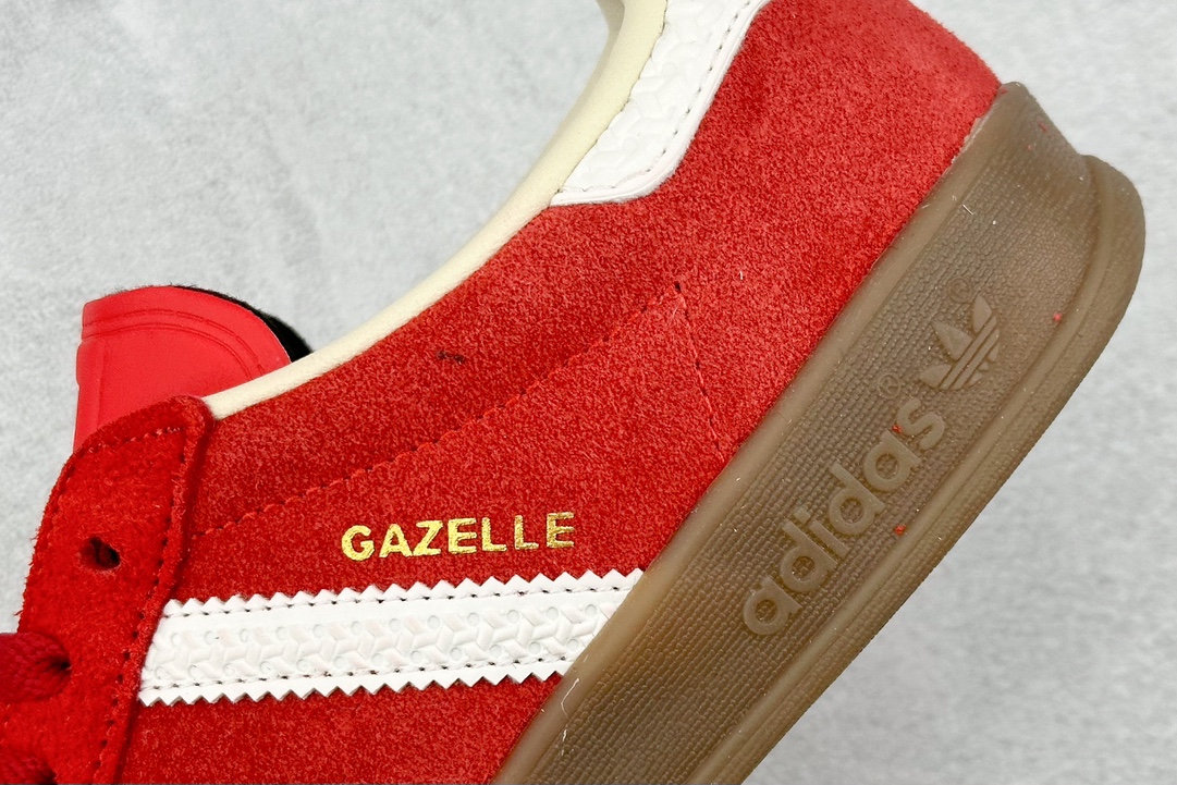 160 YH AD Gazelle Indoor Trainers 羚羊内训系列低帮复古百搭休闲运动德训风板鞋 IF1808