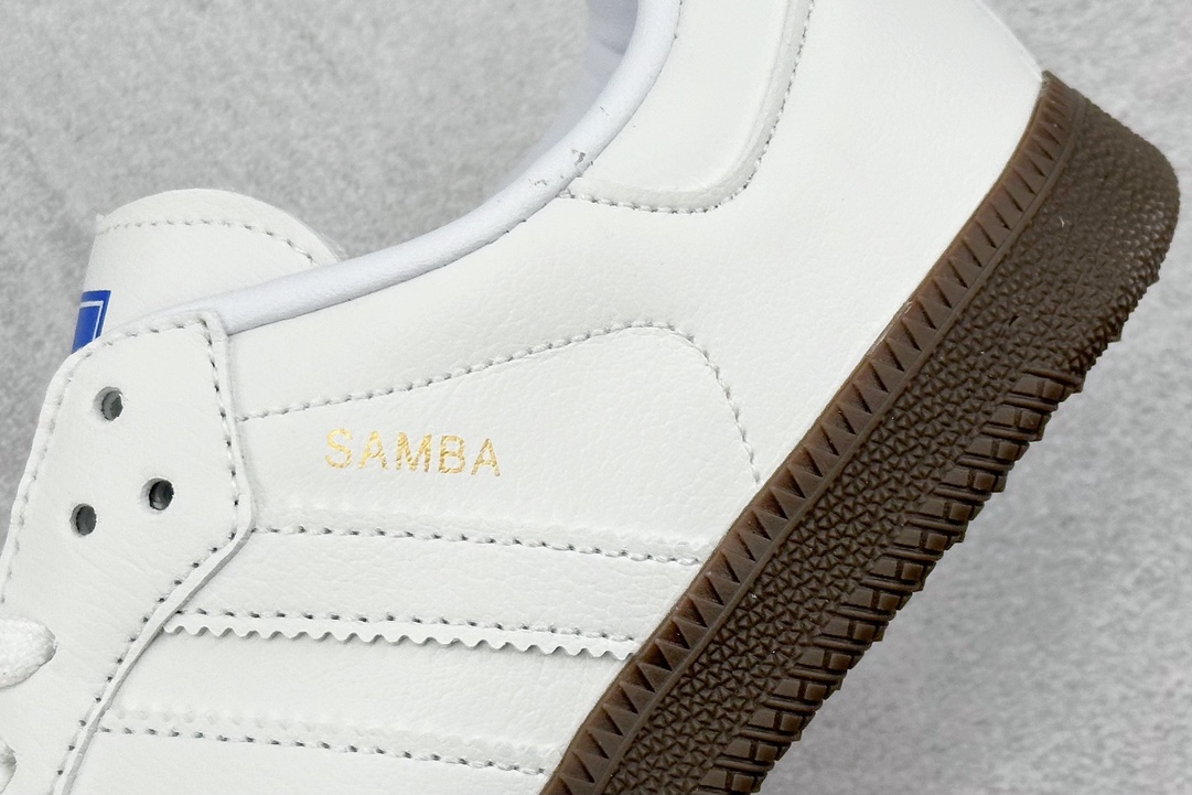 150 adidas originals Samba OG 此款以简约大方的造型设计 IE3439