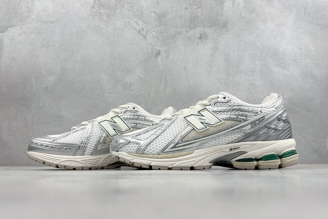 240 C版 New Balance NB新百伦系列复古老爹风休闲运动慢跑鞋 M1906REE